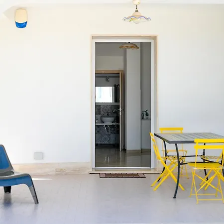 Carlotta Con Piscina Villa *