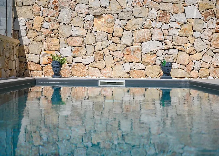 Carlotta Con Piscina Lido di Noto