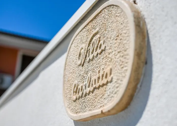 Carlotta Con Piscina