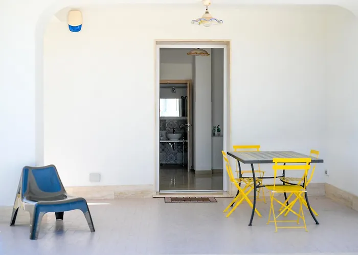 Carlotta Con Piscina Villa *