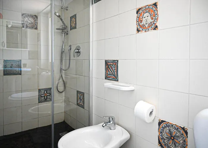 Carlotta Con Piscina *