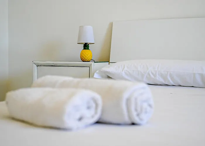 Carlotta Con Piscina Villa *