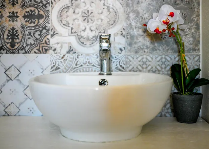 Carlotta Con Piscina